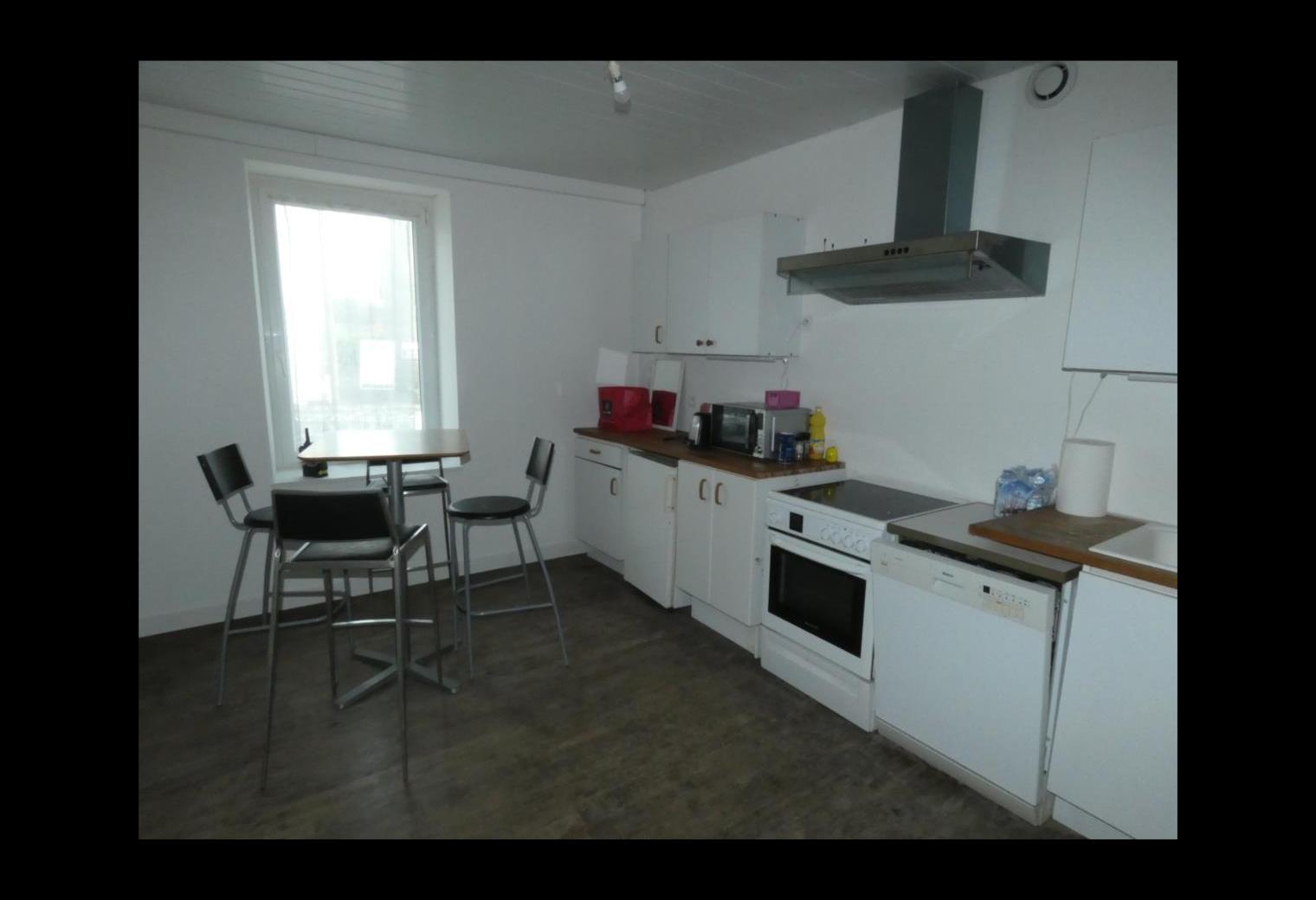 6dd5d834-d5bd-4ec6-8464-14ff4ec6e44a.jpg