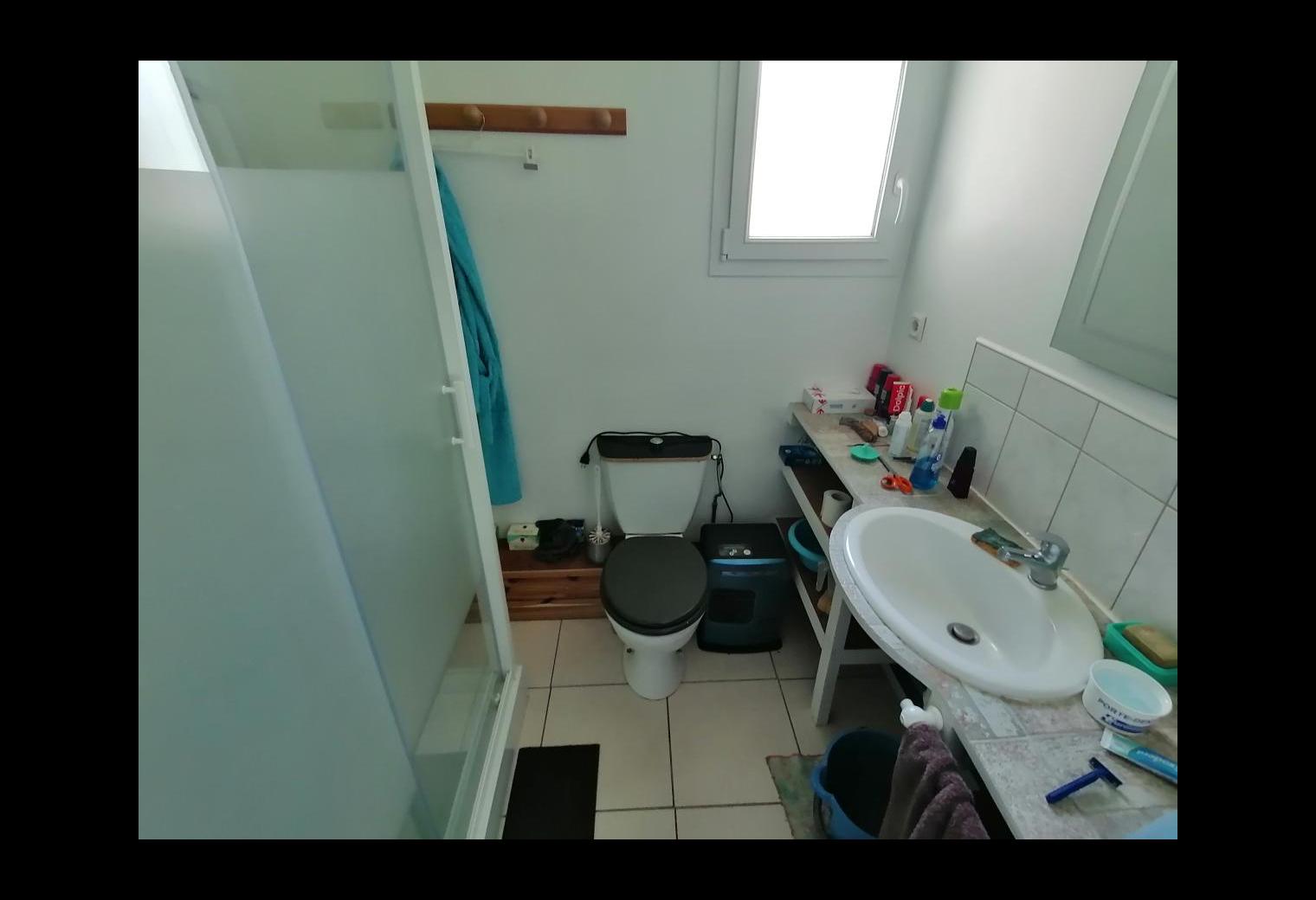437d714a-3407-44ea-b049-def515569aa4.jpg