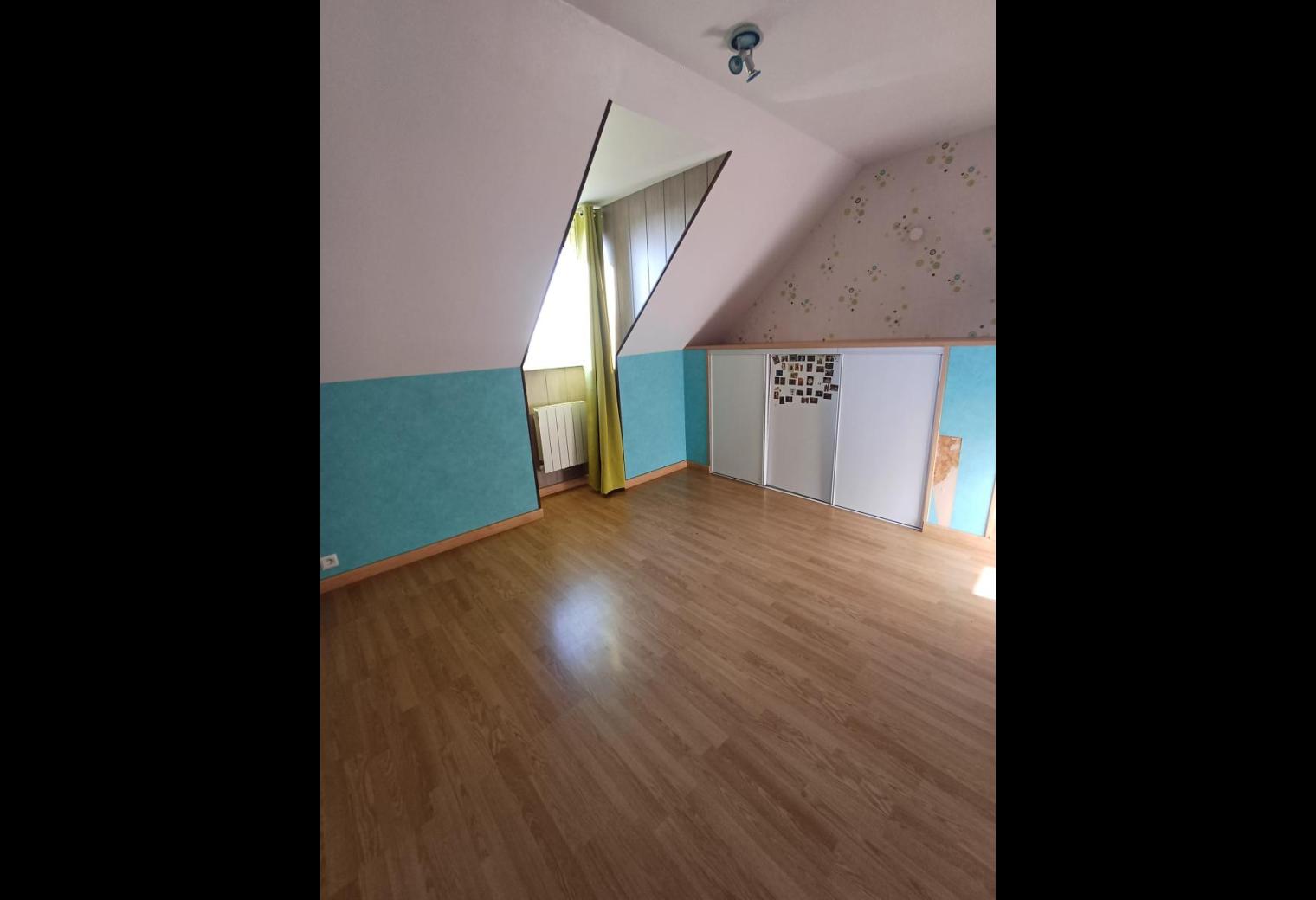 5e555c75-5dda-4b27-b793-dcae8130c0ad.jpg