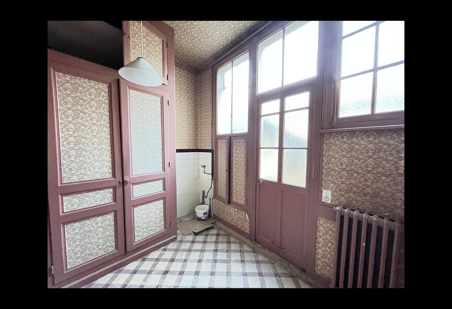 bdb0bbfa-10f1-461c-a5ce-773ae76c0193.jpg