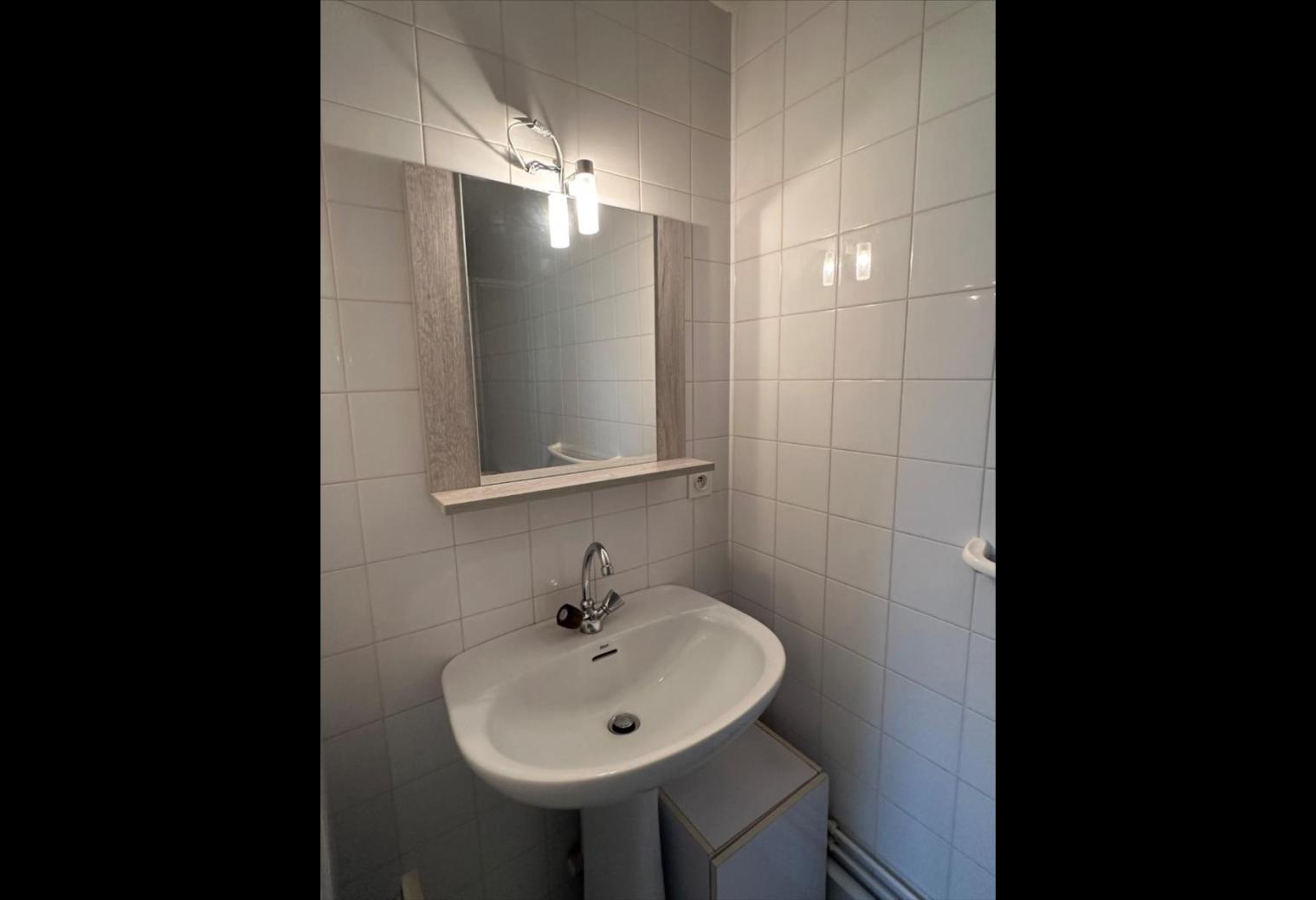 e6d532fb-de2f-4818-9a8e-cc190ad3d80f.jpg