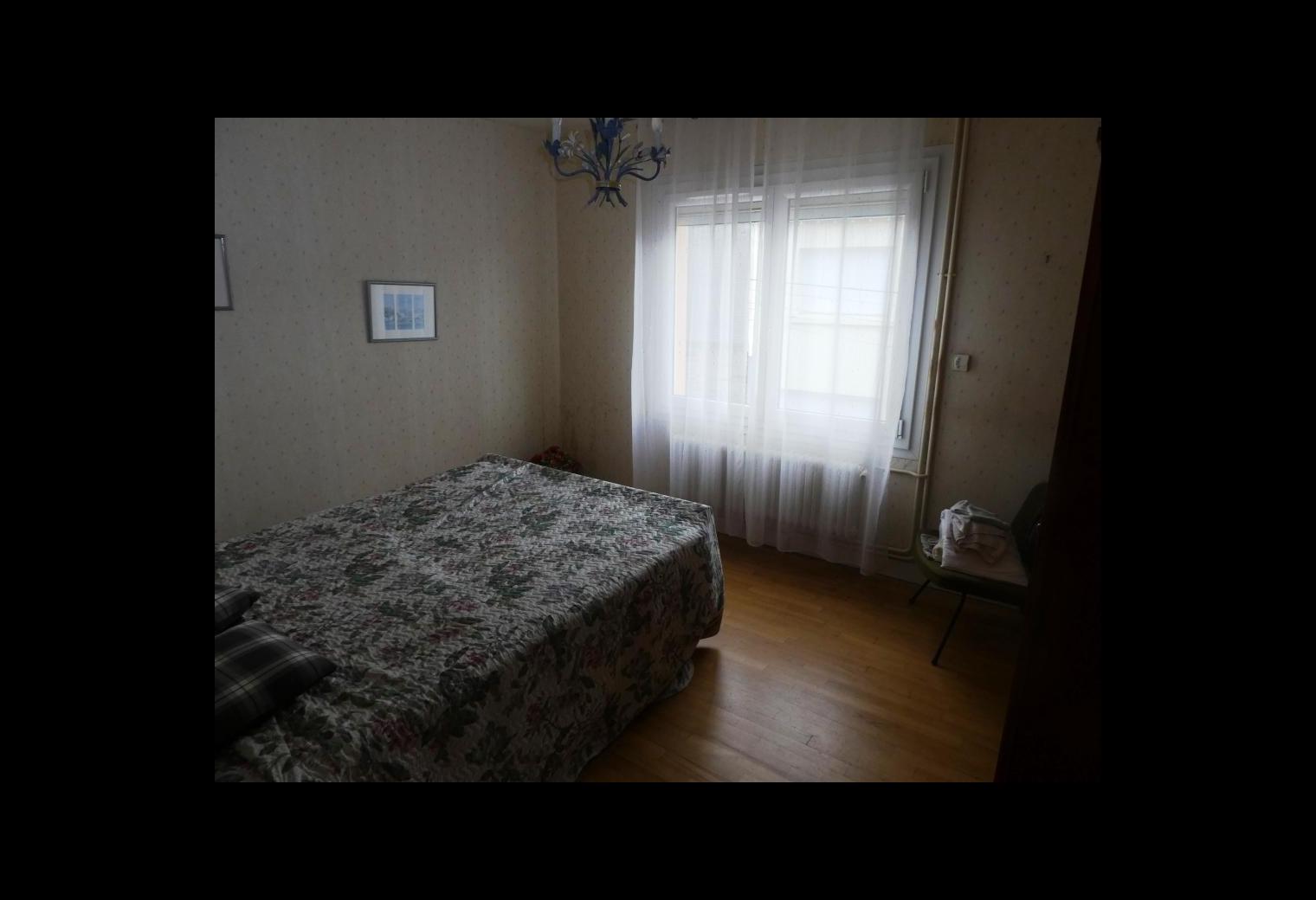 b5420a8d-e1c1-4bdf-8b23-b6e25130d4ab.jpg