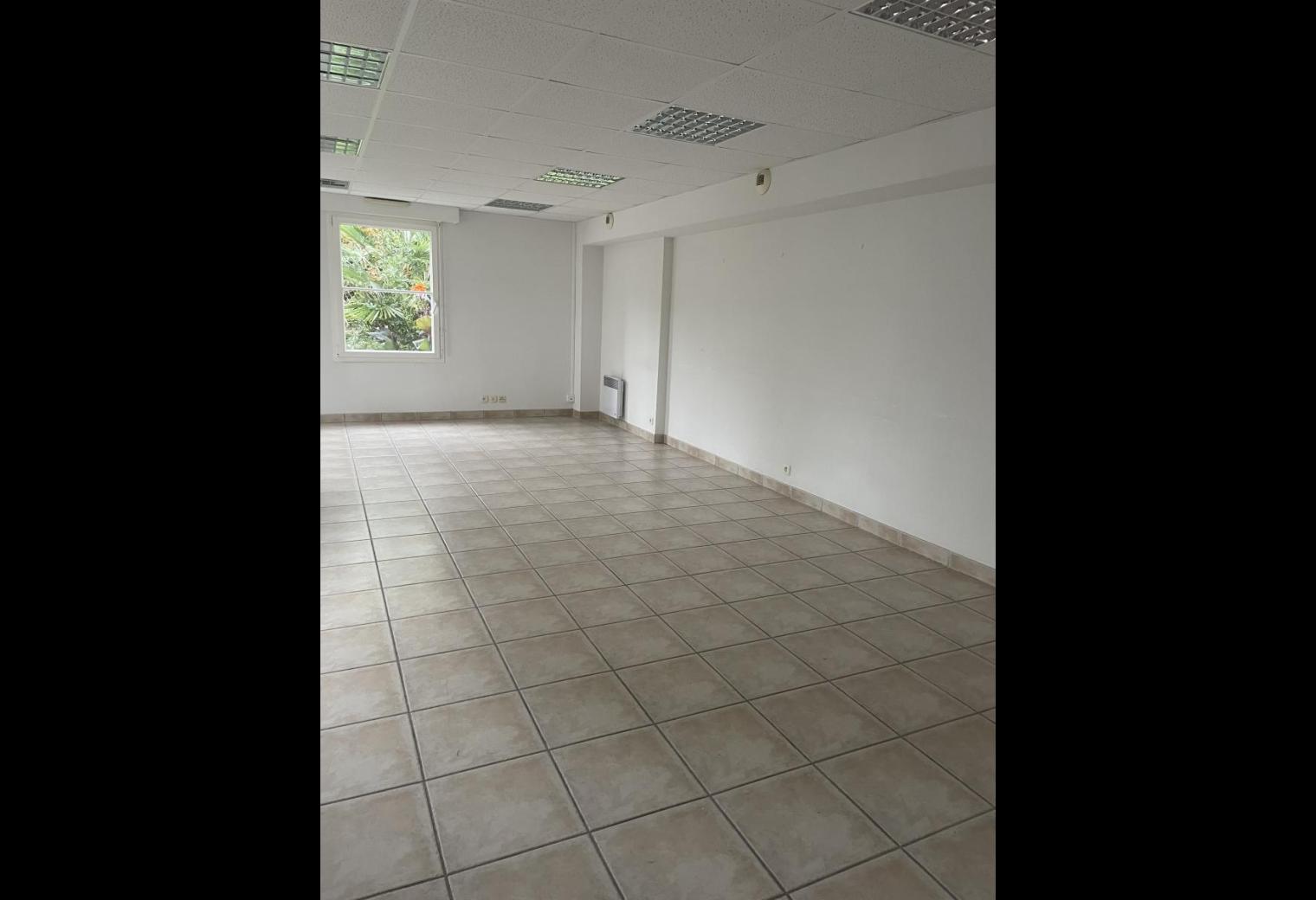 1ba40ab4-54de-404f-9249-4acbaeaeee41.jpg