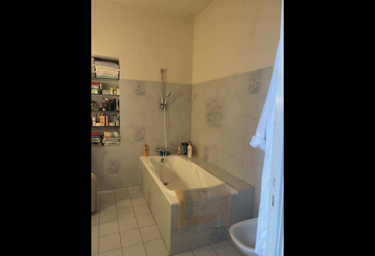 9c7a6586-1dca-41a8-94bf-c36d49e81fe0.jpg