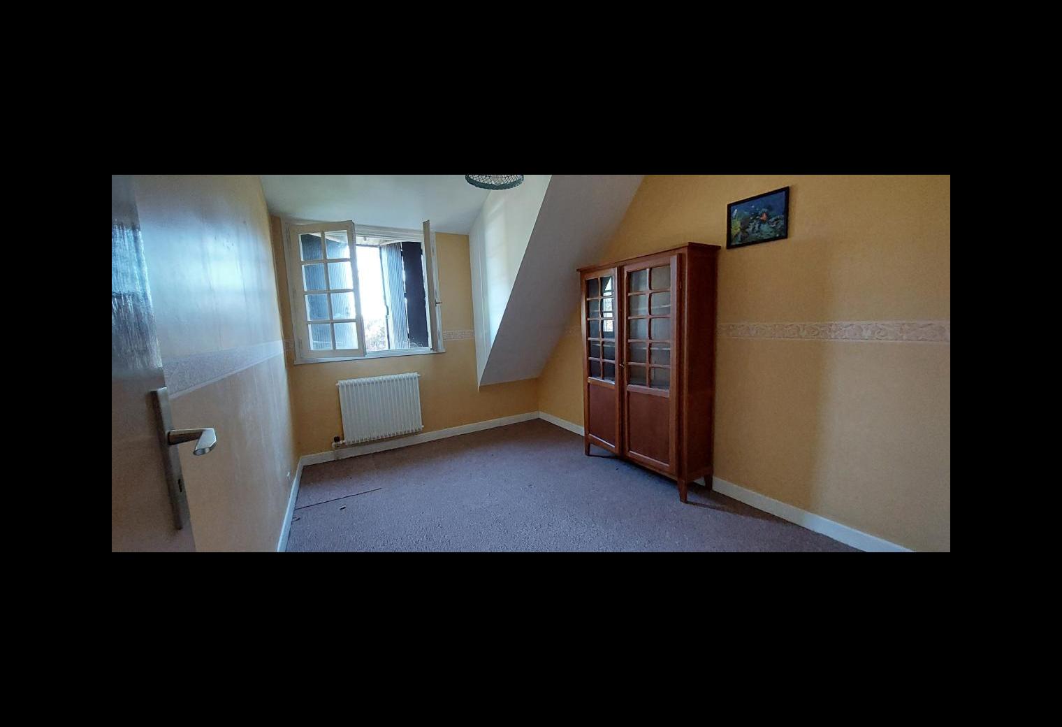 bed1038e-bf8c-492b-92f1-fda0bcfd390d.jpg
