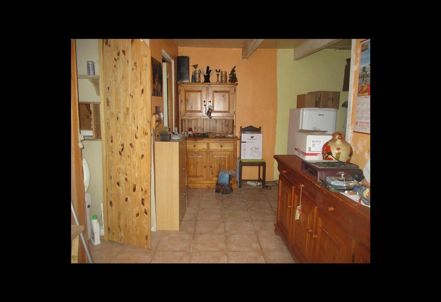 b608e21a-72ec-41be-8985-00230e3e5aed.jpg