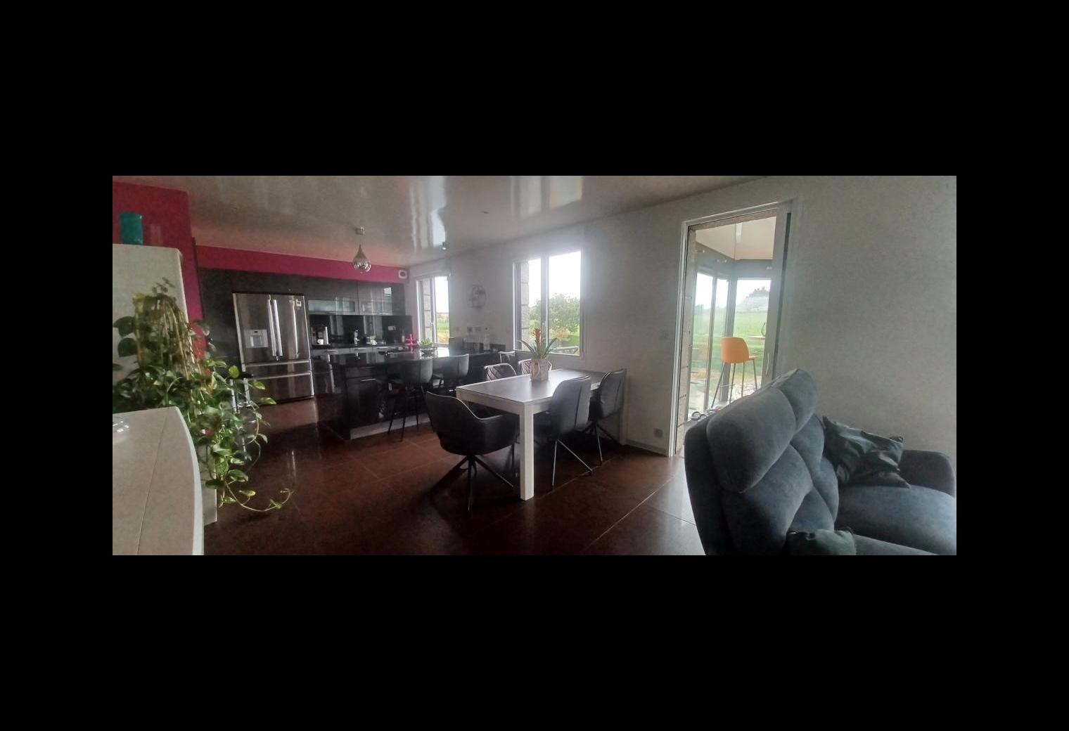 33ea3cf5-a587-4c91-b246-bd1231064b34.jpg