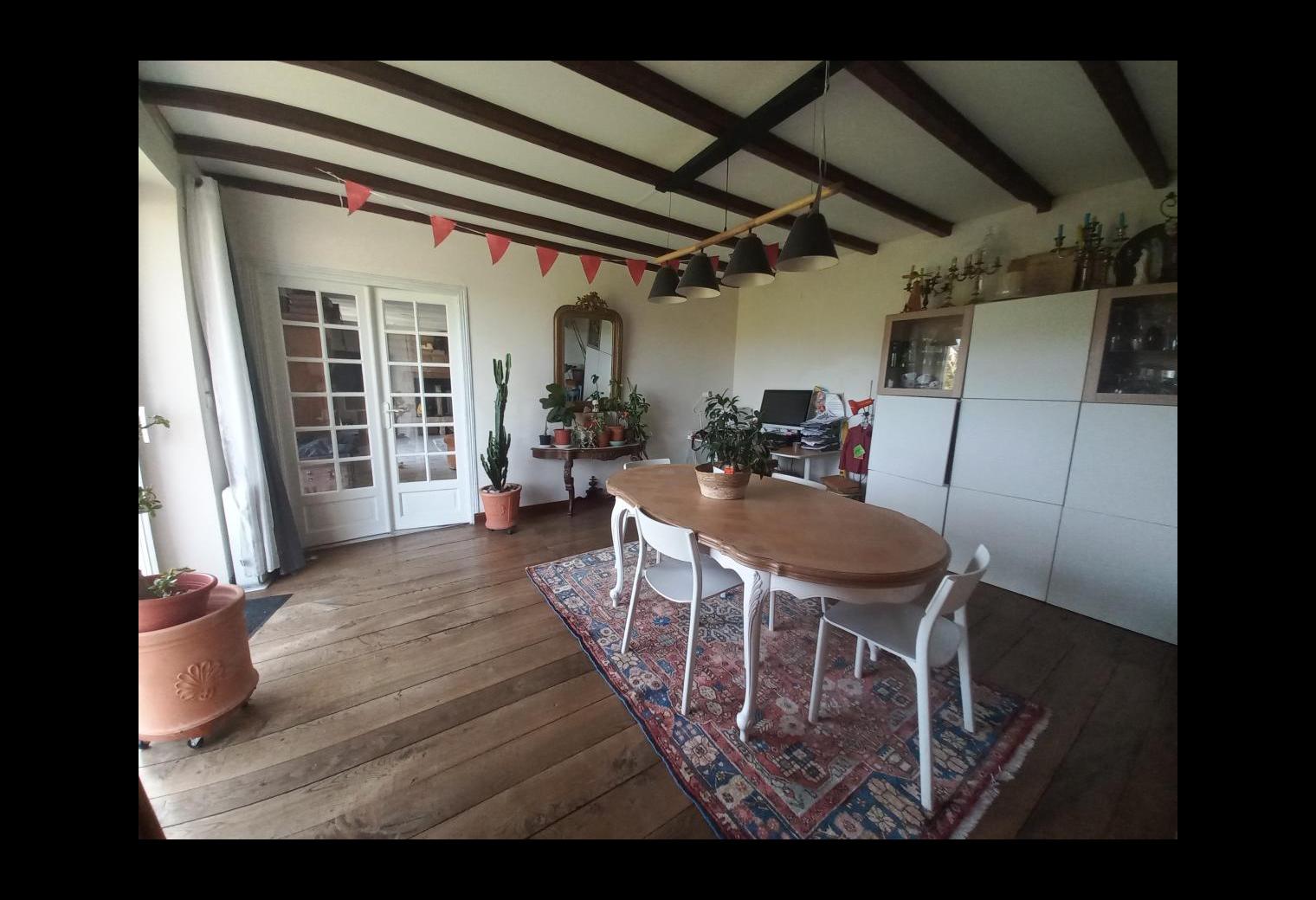 74dda015-de8a-4260-8528-578ca986c445.jpg