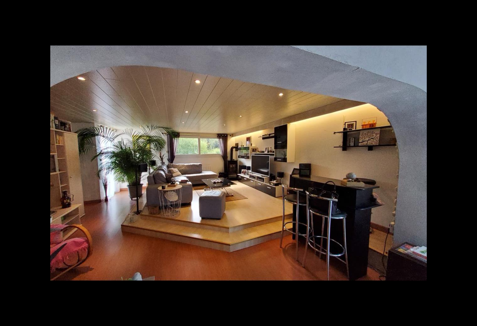 84eaaa7b-4bed-470d-ba64-ca69006e36d0.jpg