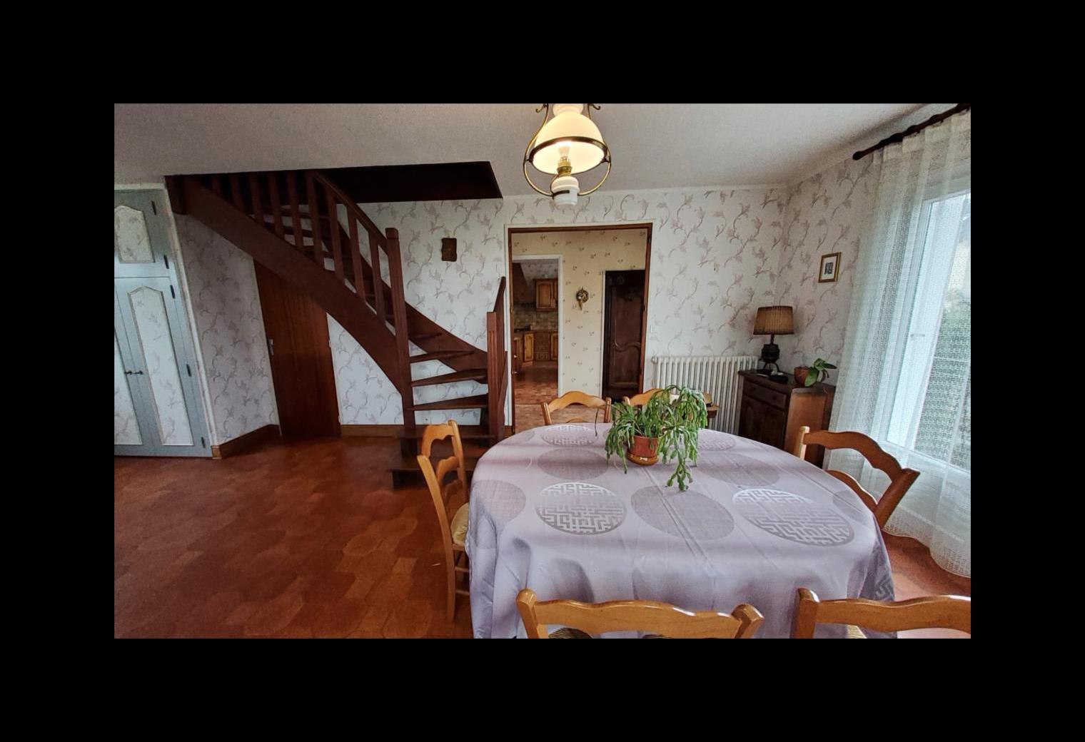 95719762-e1fc-43a7-8528-d7531ee8b635.jpg