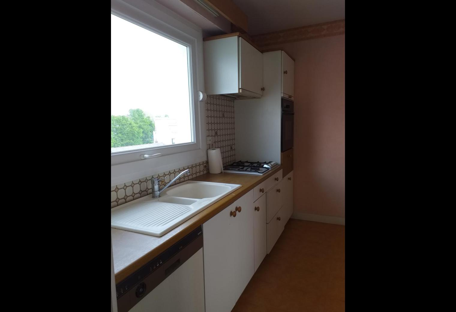 4bd7cb30-cd2e-4ebe-b728-ee6a6f7b8bf4.jpg