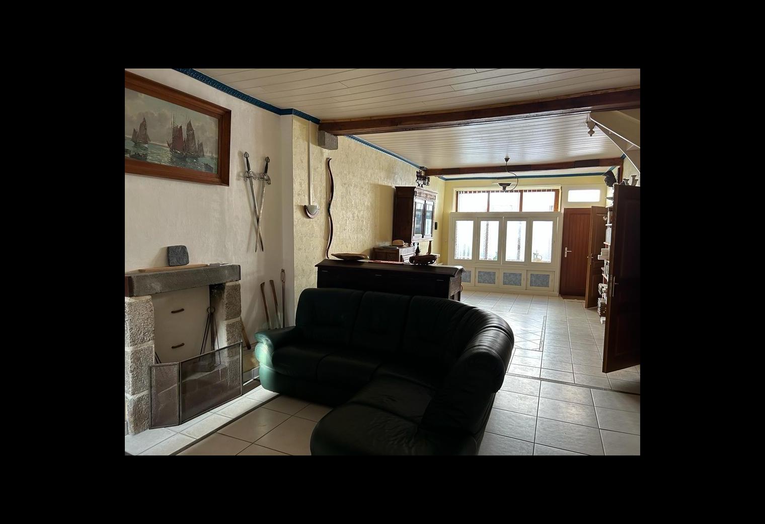8400bcc2-7d71-4bad-8cd6-3f581ffb1137.jpg