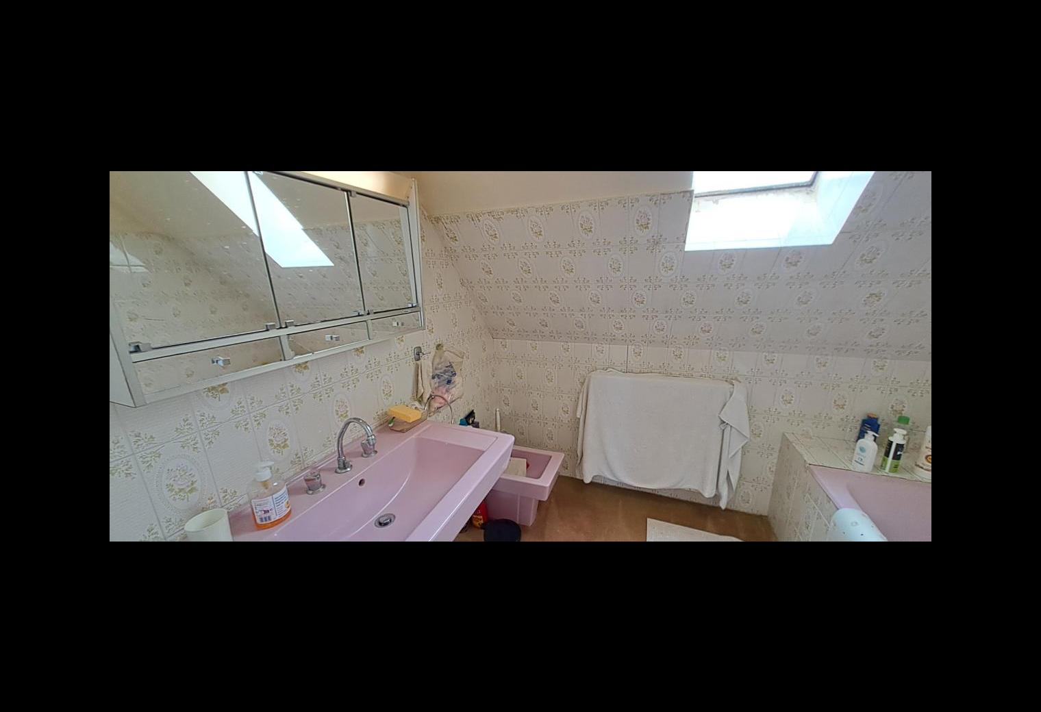 46cd1c8b-aa08-4990-9de9-4bcd243b8cd9.jpg