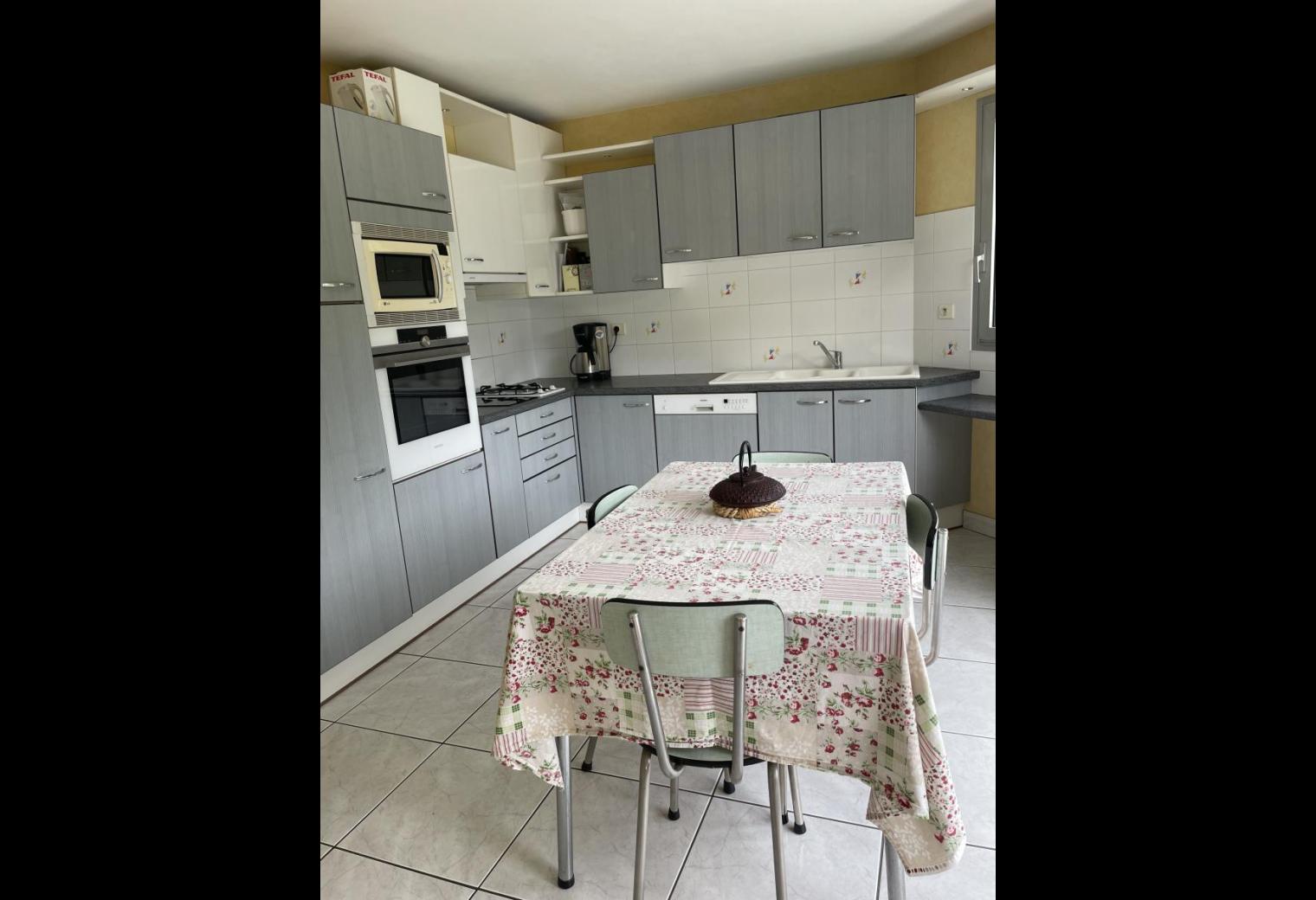 2f3bd2d8-5ade-4979-a6bd-894906aee1b3.jpg