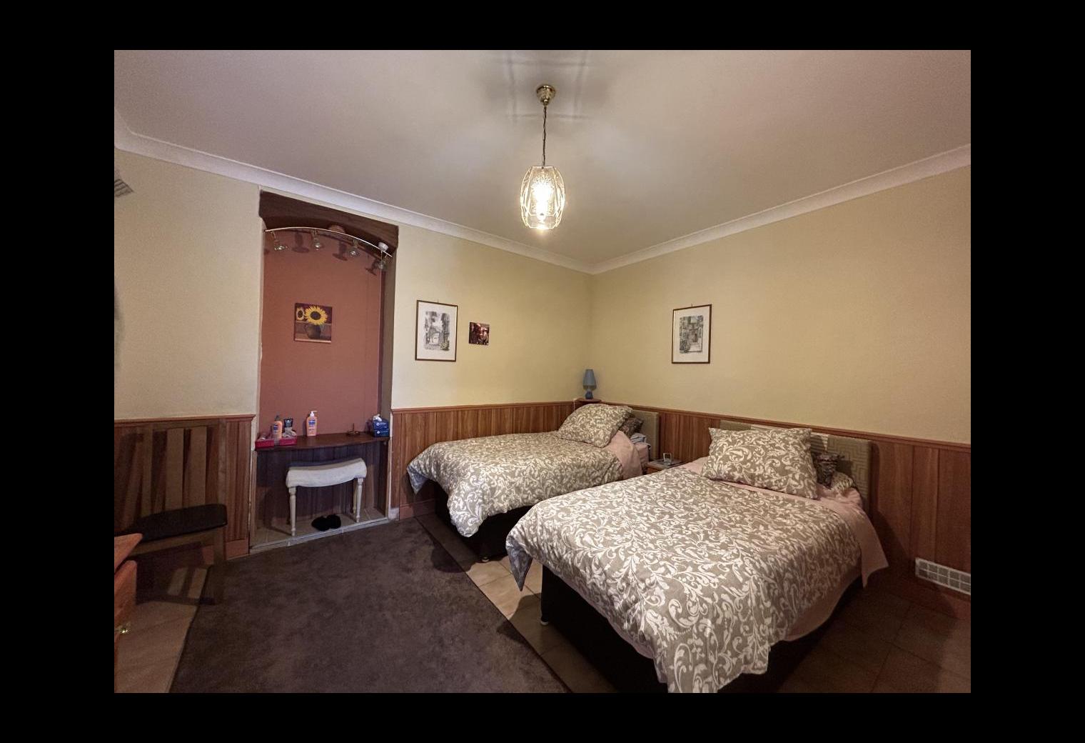 d35c5442-2281-49ce-8614-55dd91e9fe9e.jpg