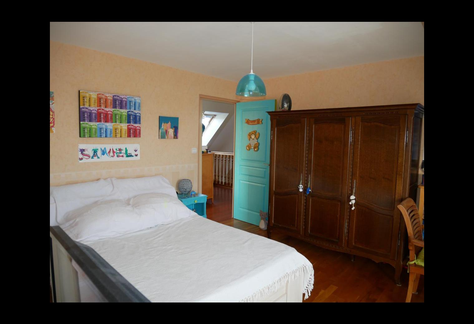 db1a6b8f-bddf-4a54-9a91-deead96e6b63.jpg
