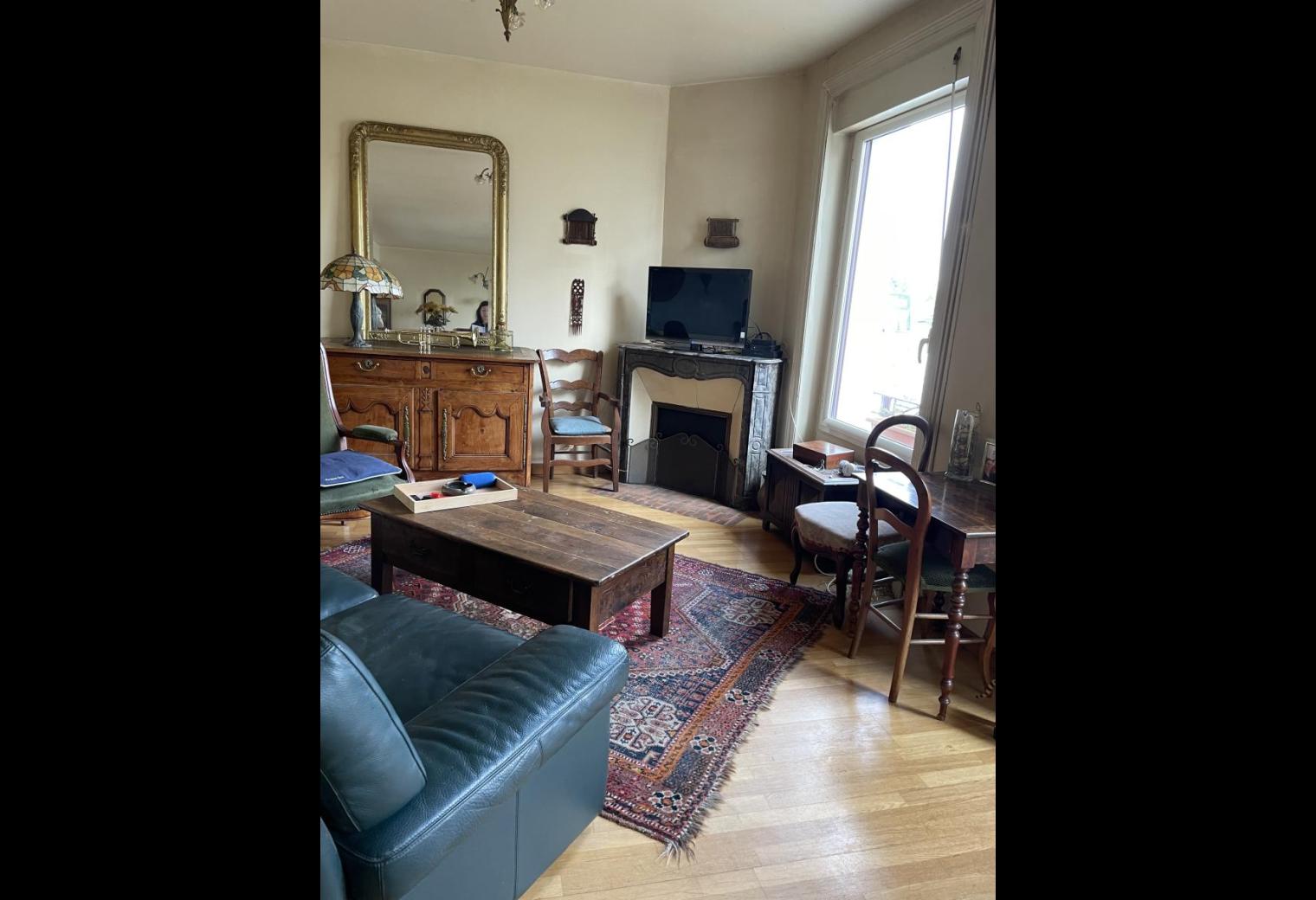 efe3bd00-ddc0-4414-85a3-a8060a7dfee8.jpg