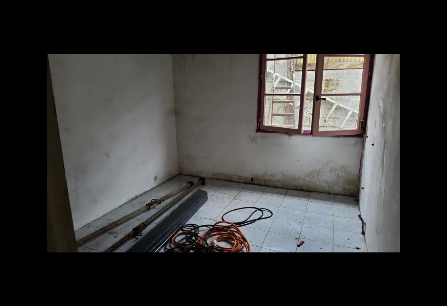 260b8fd4-78e3-4390-9c2c-a3bc5d8643eb.jpg