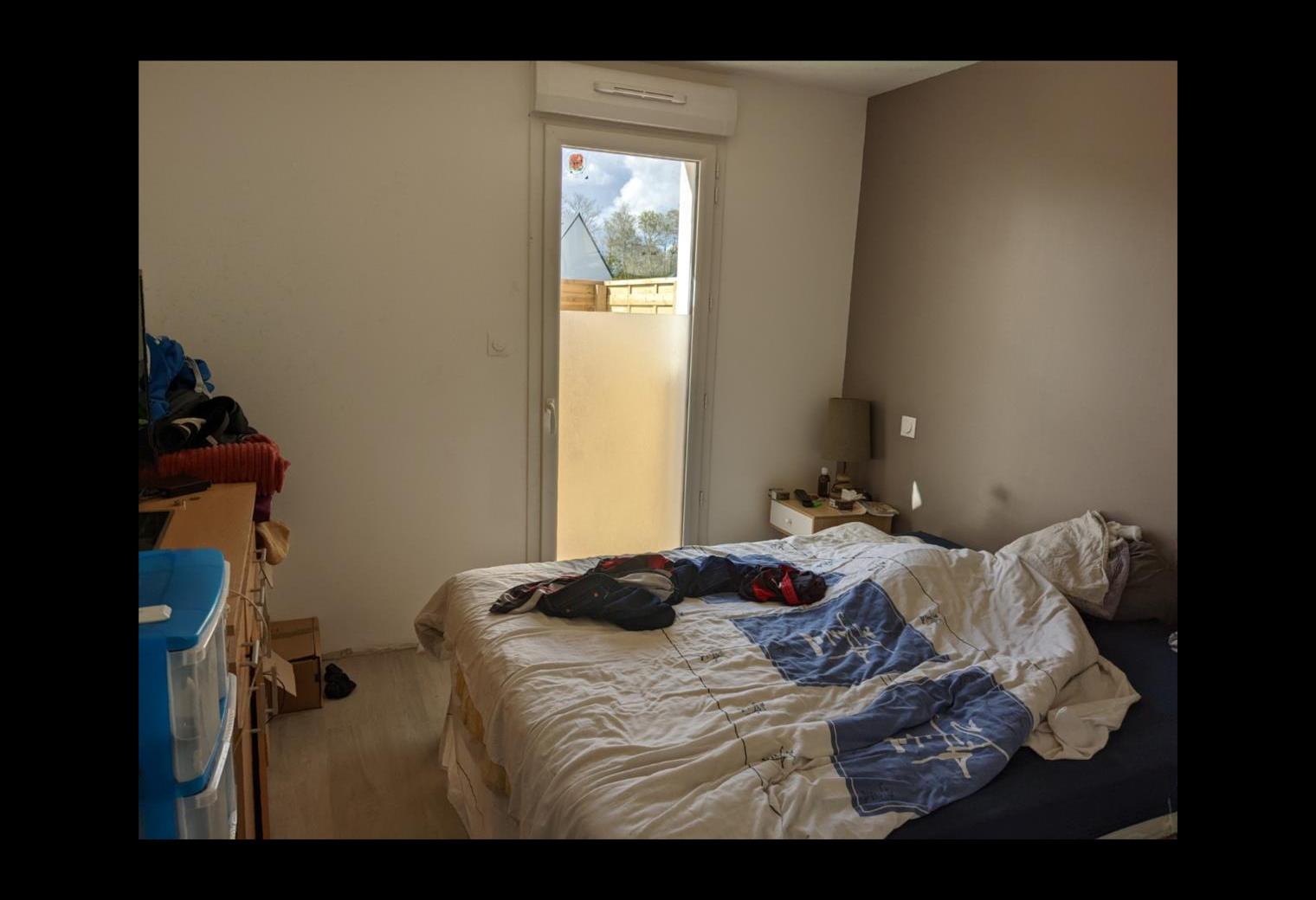 a3c571a4-d122-44df-ac19-8e4871e3248b.jpg