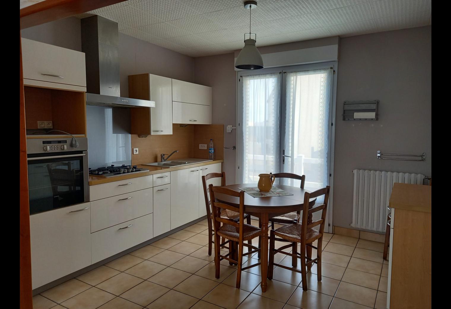 9d145860-531f-45ea-a3e8-bed079fbdbe8.jpg