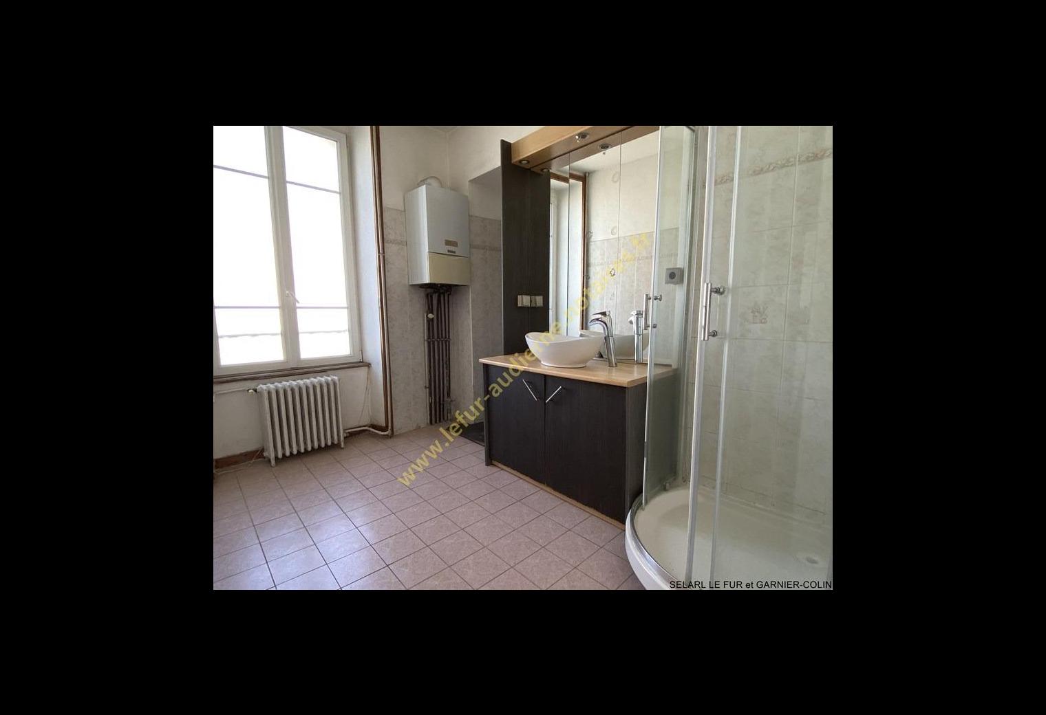 ec87348d-dd3d-4556-89b6-fa481be0e983.jpg