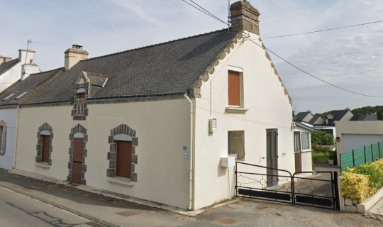 PLOUHINEC-Proche Ria -Maison avec travaux