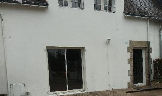 SENE-Maison 60 m2 de 2 chambres avec terrasse et jardin