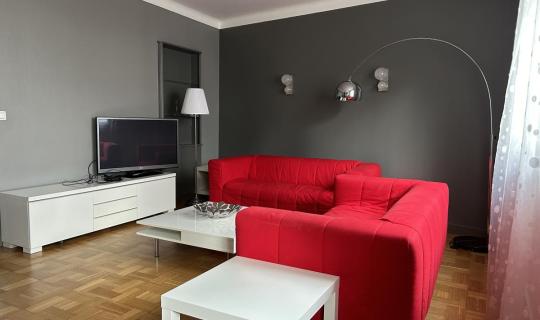 1f3ac7db-a0c1-4c98-a2ba-43a2d44b12ce.jpg