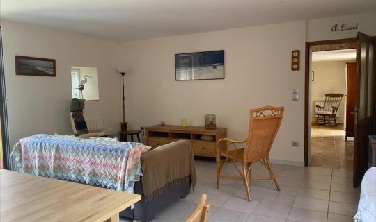 881910dd-dc12-46a9-9b79-0617b6de3134.jpg