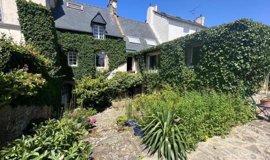 ca2195e7-37b9-4fe5-9263-829db6095da9.jpg