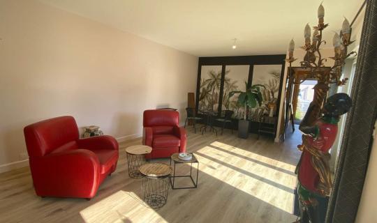 005d4376-793c-4caa-b7c1-18869e27bc36.jpg
