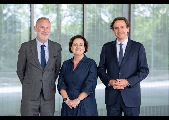 Alain Gautron, Anne-Fercoq-Le Guen, et Bertrand Savouré, Président du Conseil supérieur du notariat